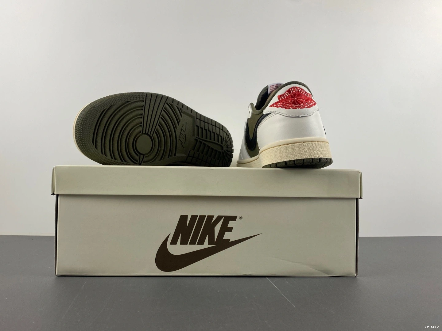 Scott Travis 1 OG Olive DM7866-200 Air Low Jordan 0329